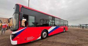 La Nación / Los 30 buses eléctricos donados por Taiwán estarán operativos desde el lunes