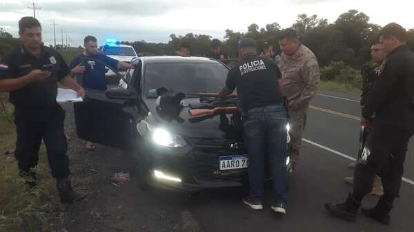 Aprehenden a joven y decomisan armas tras disparos en la ruta PY19 - Policiales - ABC Color
