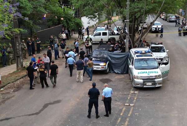 Familiares del militar Guillermo Moral lamentan ninguneo del presidente Santiago Peña  - Nacionales - ABC Color