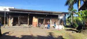 Incendio destruye casillas en la “Placita” de Encarnación - La Tribuna