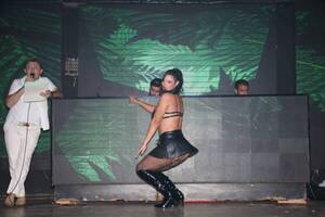 En pasarela, "hasta que me dé mi cuerpo y rostro"