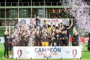 ¡Olimpia es el Supercampeón del Fútbol Femenino! - Fútbol - ABC Color