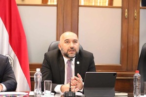 Fiscalía imputa a Orlando Arévalo por pedido a Lalo Gomes