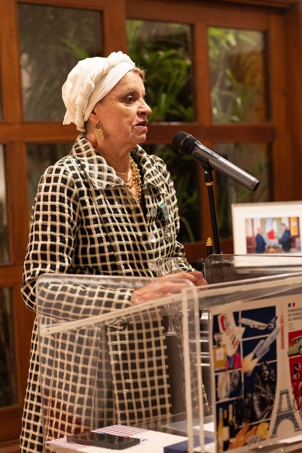 Esa horrenda belleza de Milda Rivarola se presenta hoy