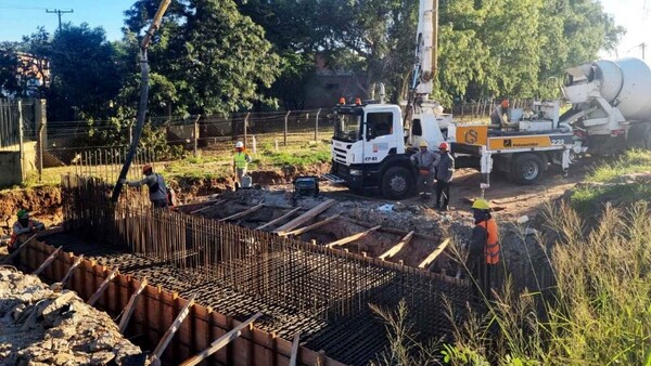 Deuda con farmacéuticas y vialeras llega a USD 600 millones