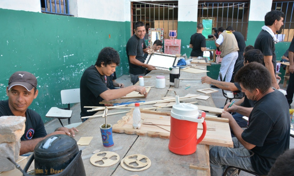 Diputados aprueban ley que permitirá reducir condenas penitenciarias con trabajo y estudio - OviedoPress