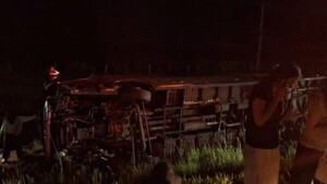 Vuelco de bus: Hospital de Coronel Oviedo atiende a 25 lesionados