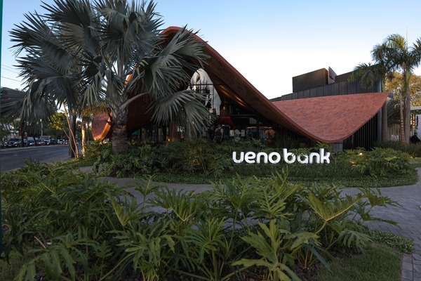 ueno bank rompe el modelo y redefine la atención financiera 24/7 en Paraguay