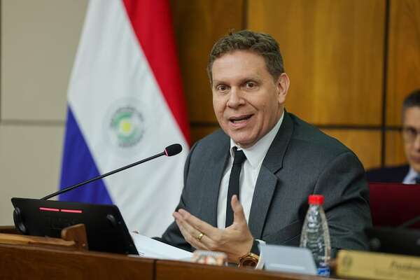 “No corresponde” que comisión bicameral convoque a Eddie Jara, según senador Dionisio Amarilla - Política - ABC Color