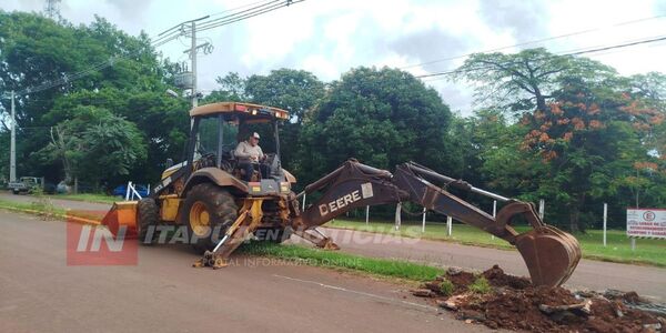 MUNICIPALIDAD DE NUEVA ALBORADA CONTINÚA OBRAS EN EL CENTRO DEL DISTRITO