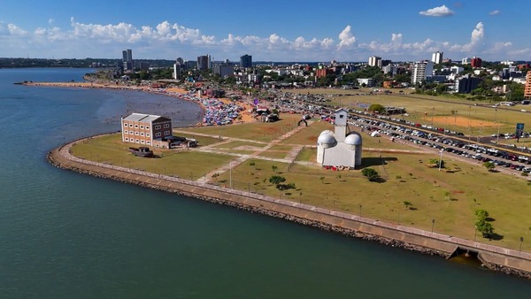 EBY transforma Playa San José de Encarnación, potenciando el turismo veraniego