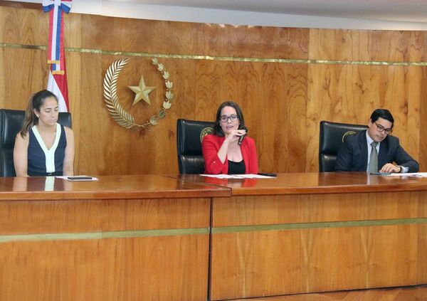 Premiación del “Concurso de Monografías Prof. Dra. Gladys Bareiro de Módica” Edición 2025