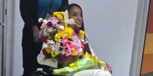 Popular / ¡Miss Jamaica volvió en silla de ruedas a su país luego de participar en Miss Universo!