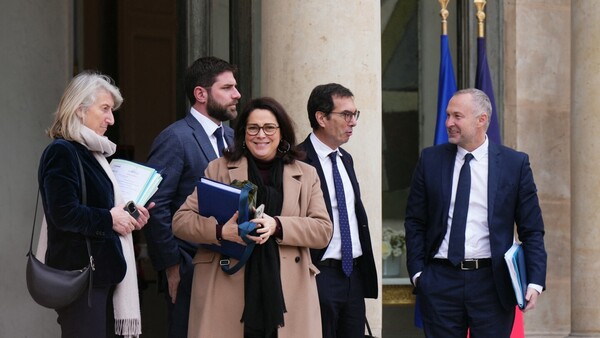 "Francia se opondría de manera muy firme" si se fuerza la adopción del acuerdo UE-Mercosur, asegura Macron