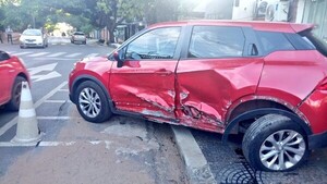 Cuádruple choque sobre Lillo deja cuantiosos daños materiales