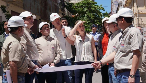 Santiago Peña se desmarca del debate de senaduría vitalicia