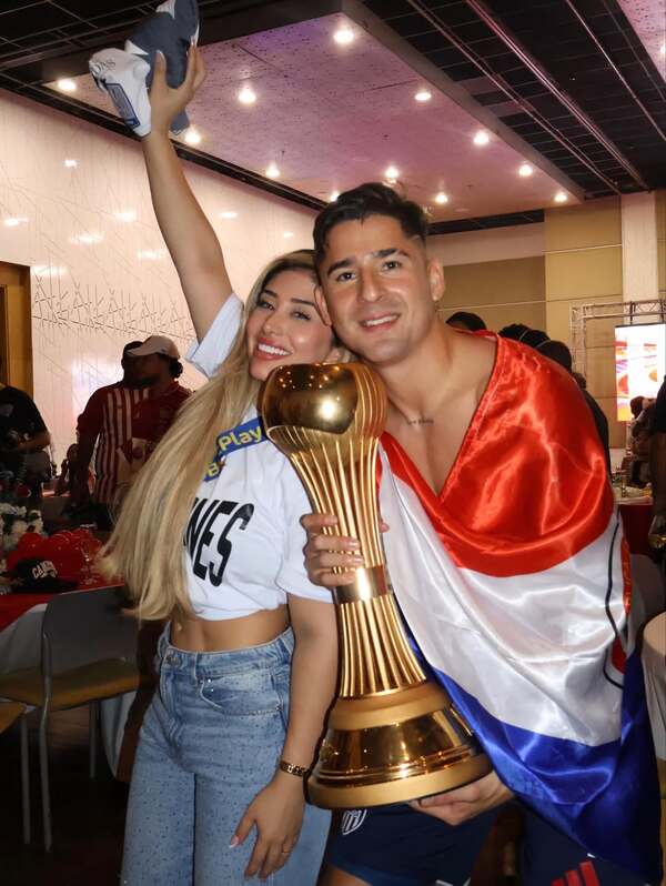 Popular / (VIDEO) ¡Doña de Guille Paiva mostró cómo fue su festejo a los llantos!