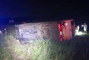 Bus accidentado en Caaguazú cumplía con los requisitos técnicos, afirma Dinatran - ADN Digital