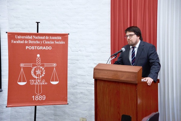 Connotado magistrado culmina su segundo doctorado con máxima distinción en la UNA - Judiciales.net