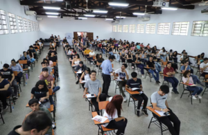 Más de 2.600 jóvenes ya se postularon para acceder a una de las becas universitarias