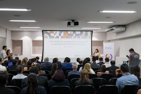 Presentan nueva normativa paraguaya para uso de sistemas de hidrógeno con apoyo de Itaipú - ADN Digital