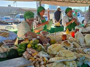 Itapúa: agricultores ofertan productos de excelente calidad y a precios asequibles - Nacionales - ABC Color