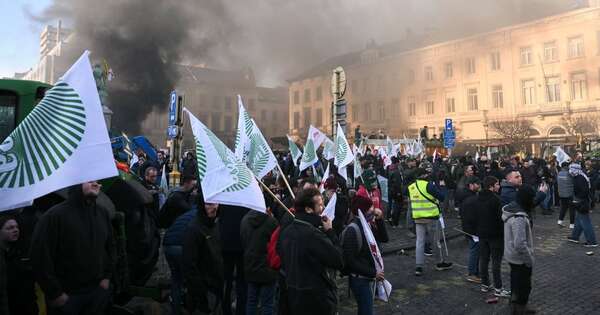 La Nación / En medio de miles de airadas protestas, firma del acuerdo Mercosur-UE se aplaza a enero