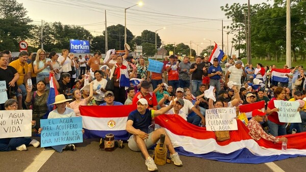 Masiva movilización ciudadana en defensa del acuífero de Caacupé