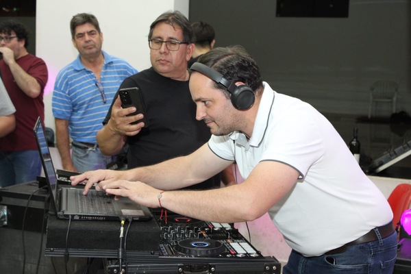 127 personas participaron del taller gratuito de iluminación, sonido y musicalización en Encarnación