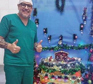 ¡Ingueroviable! Un pesebre hecho con objetos extraídos de pacientes