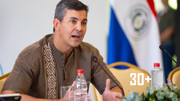 Santiago Peña: “Paraguay es un gigante que viene corriendo de atrás” - trece