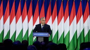 Viktor Orbán: «Los están engañando»