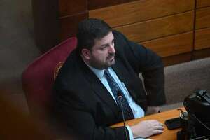 Hoy instalan la comisión permanente y pondrán al frente a un cartista - Política - ABC Color