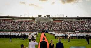 La Nación / Casi 5.000 policías suman a la tarea de dar seguridad