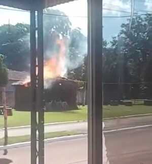 Popular / (VIDEO)Okaipaite pesebre por culpa de un corto circuito