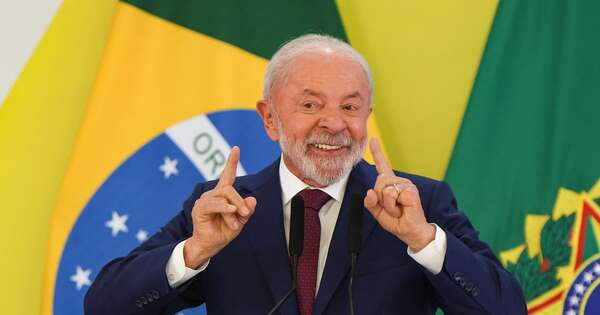 La Nación / Lula vetará ley que reduce la pena de cárcel de Bolsonaro