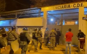 Impiden intento de fuga en el penal de CDE