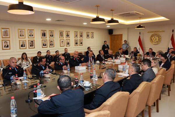 Senado aprobó el ascenso de 34 comisarios de la Policía