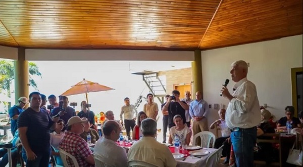 Arnoldo Wiens fue internado en CDE por un cólico renal y luego recibió el alta