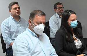 Corte confirma que  ex director del Indert debe cumplir condena por coima - Nacionales - ABC Color