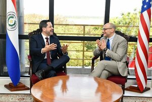 Latorre afianza vínculos con el encargado de negocios de embajada americana - ADN Digital