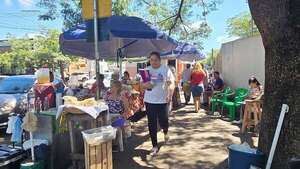 “IPS Ingavi es un mercado”: asegurados denuncian caos, insalubridad y bloqueo de accesos - Nacionales - ABC Color