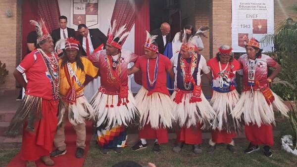 Dos makás son flamantes directores técnicos en una camada llena de estrellas del fútbol