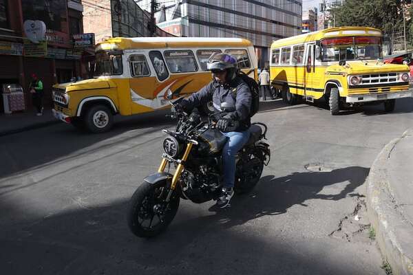 Bolivia elimina subsidios a los combustibles y se desatan protestas - Mundo - ABC Color