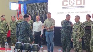 Pdte. Santiago Peña lleva saludos y reconocimiento a agentes del CODI-FTC - Concepción al Día