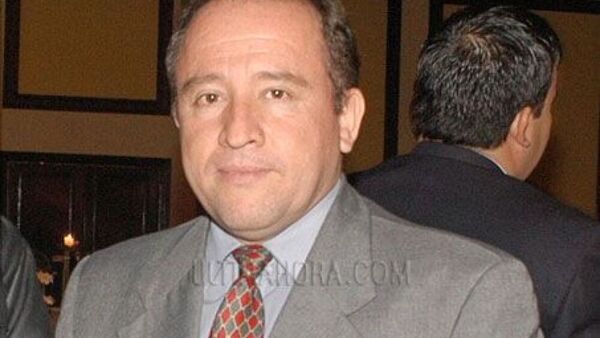 Popular / El conocido actor y comunicador Manu Cuenca está pidiendo limosna en la calle por falta de trabajo