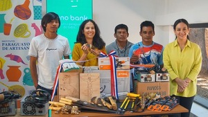 ueno bank impulsa el fortalecimiento de los artesanos para preservar el patrimonio cultural paraguayo