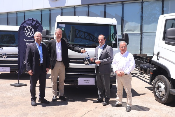 Diesa entrega ocho camiones Volkswagen a NSA Logística