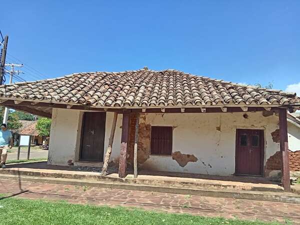 2025 cierra con un alarmante abandono del patrimonio jesuítico en Santiago. - Nacionales - ABC Color