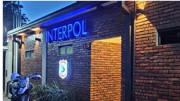 Piden juicio para agentes de Interpol por vulnerar sistema
